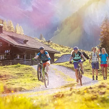 Dachsteinblick Apartmanhotel 4*